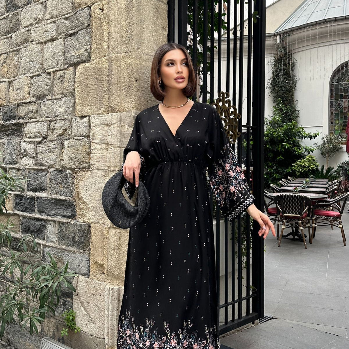 Anvelop Yaka Desenli Yazlık Viskon Elbise Siyah Desenli