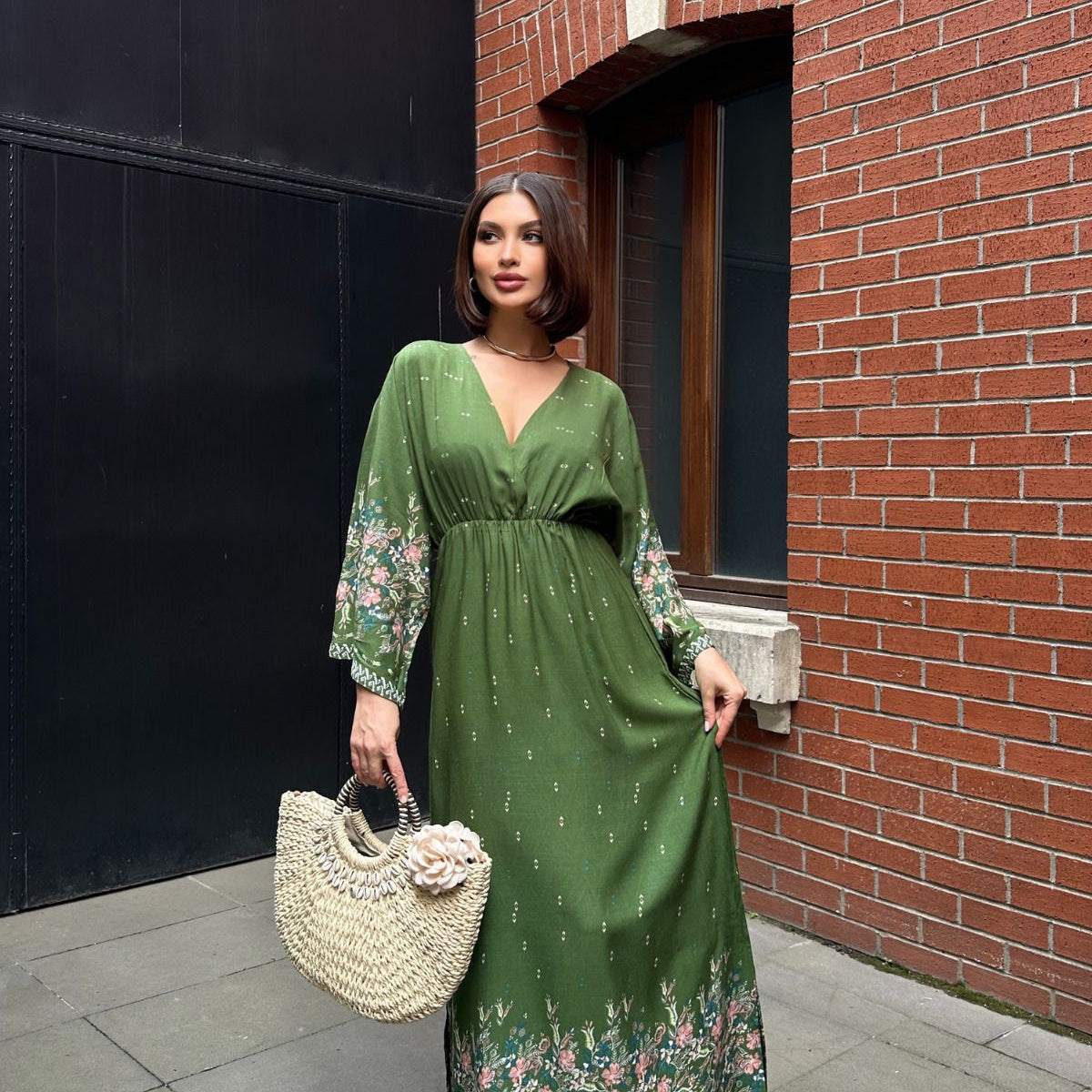 Anvelop Yaka Desenli Yazlık Viskon Elbise Yeşil Desenli