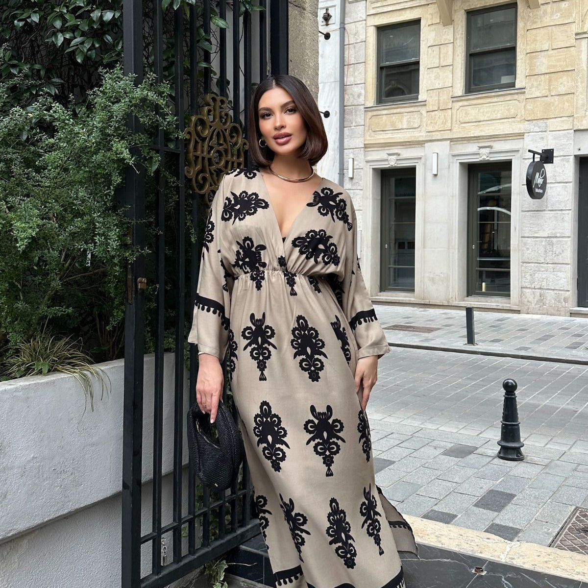 Etnik Desenli Viskon Uzun Kollu Krem Elbise