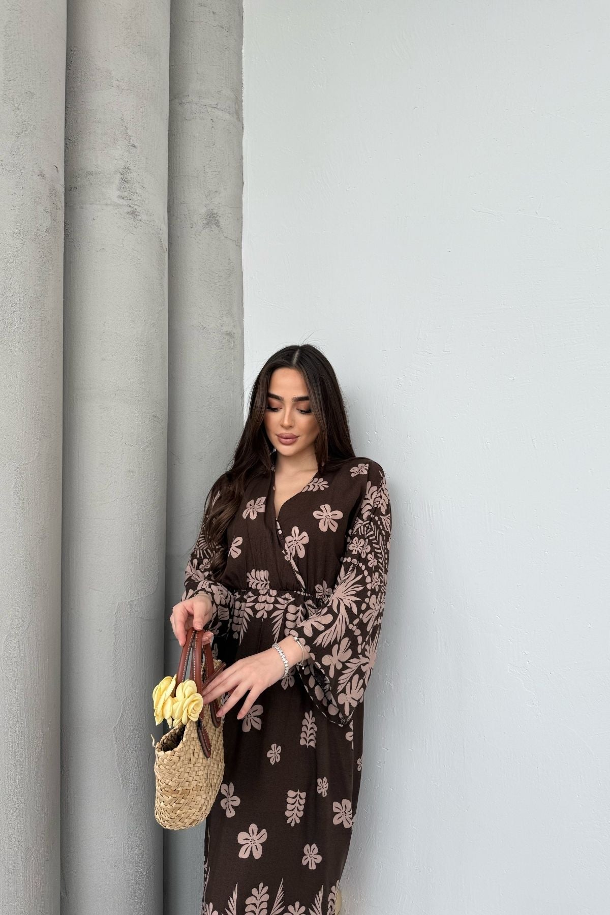 Çiçek Desenli Kahverengi Uzun Kollu Elbise