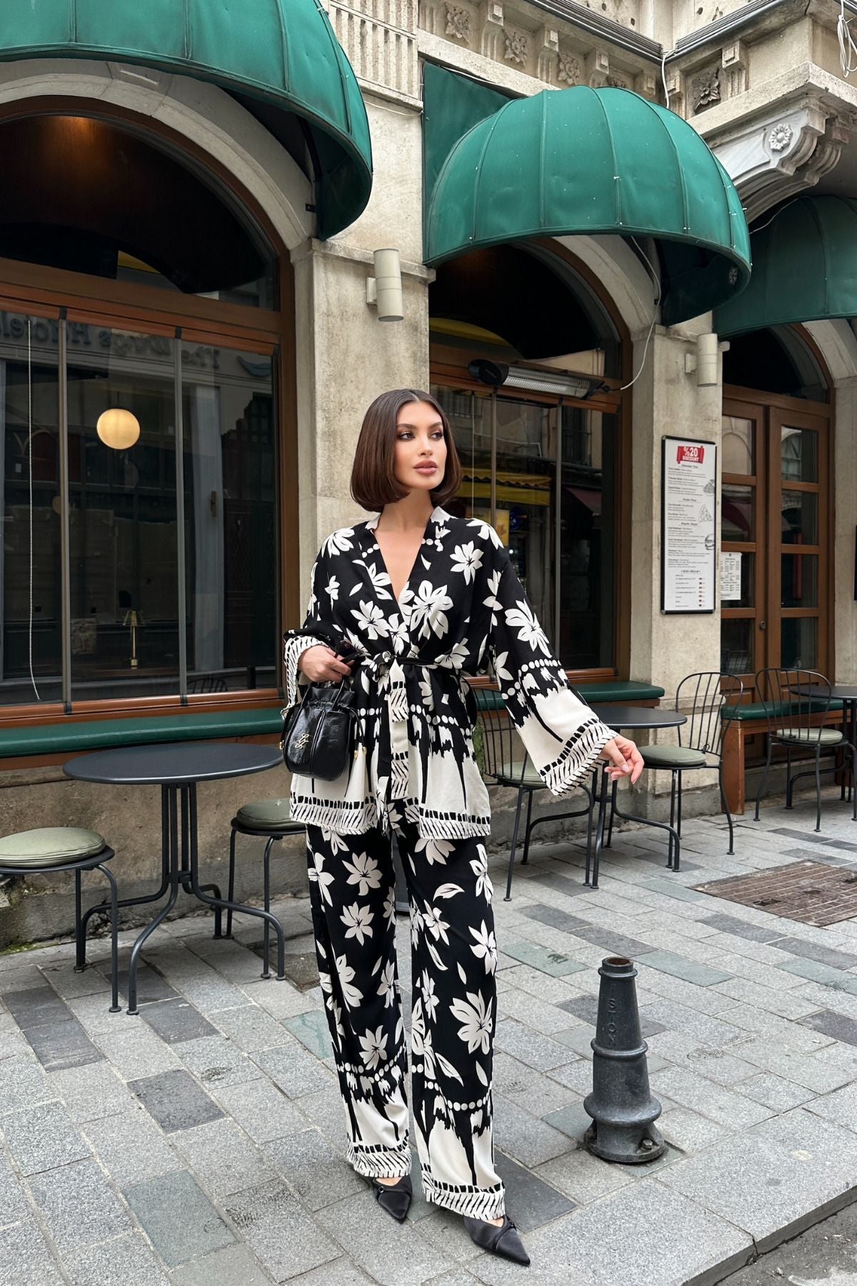 Kadın Siyah Beyaz Kimono Ceket Ve Palazzo Pantolon Takım