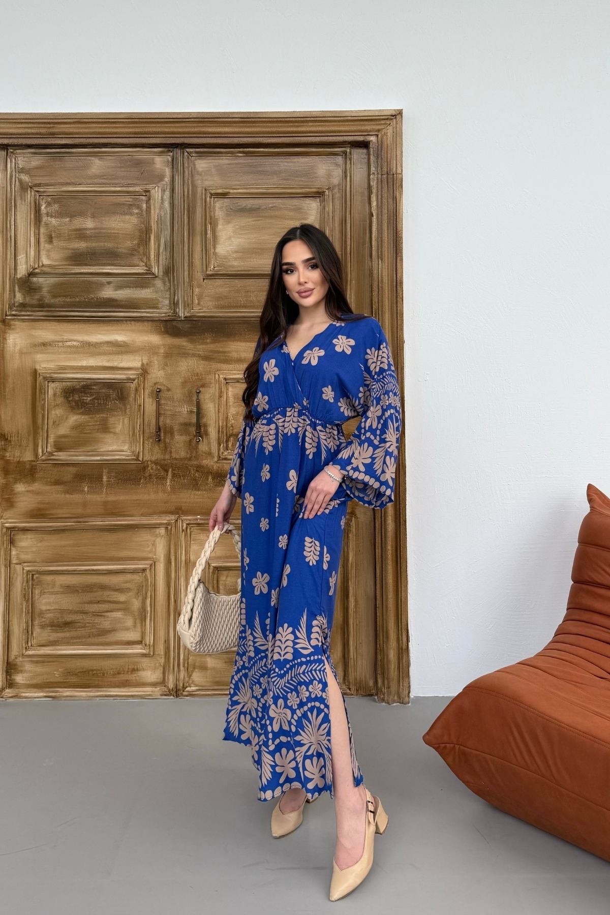 Çiçek Desenli Mavi Uzun Kollu Elbise