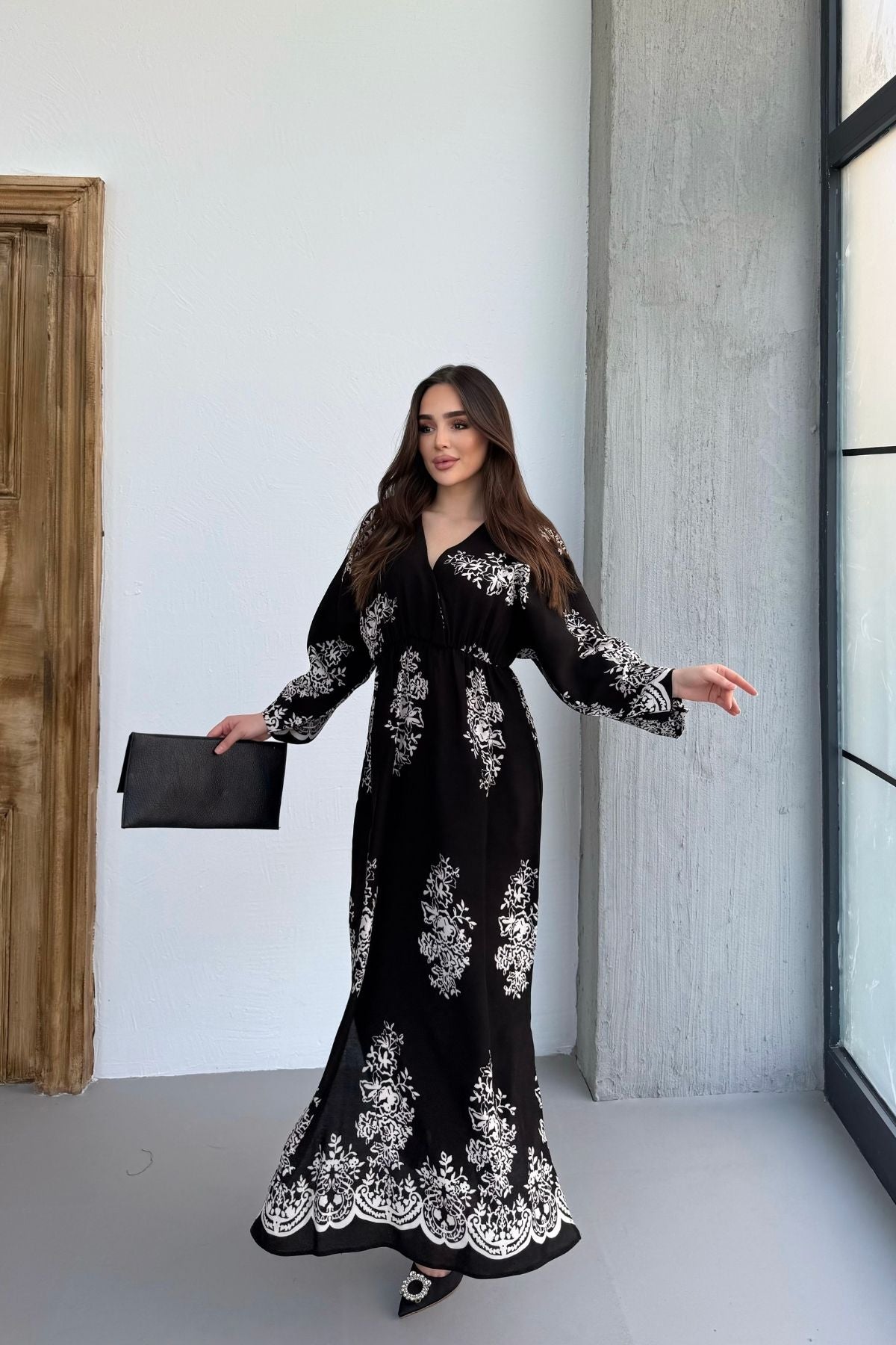 Uzun Kollu Kruvaze Yaka Desenli Kadın Elbise