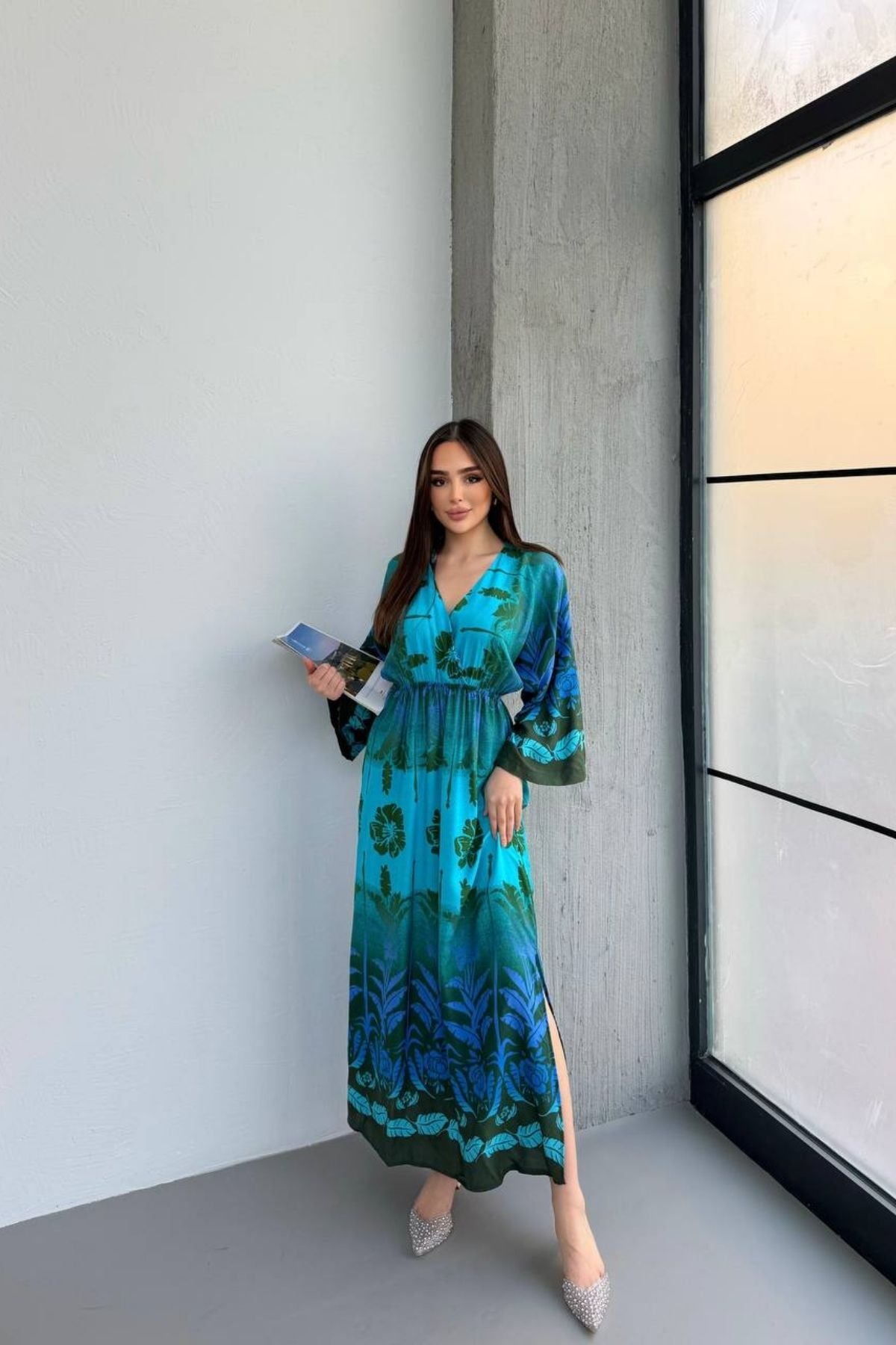 Uzun Kollu Kruvaze Yaka Çok Renk Desenli Kadın Elbise